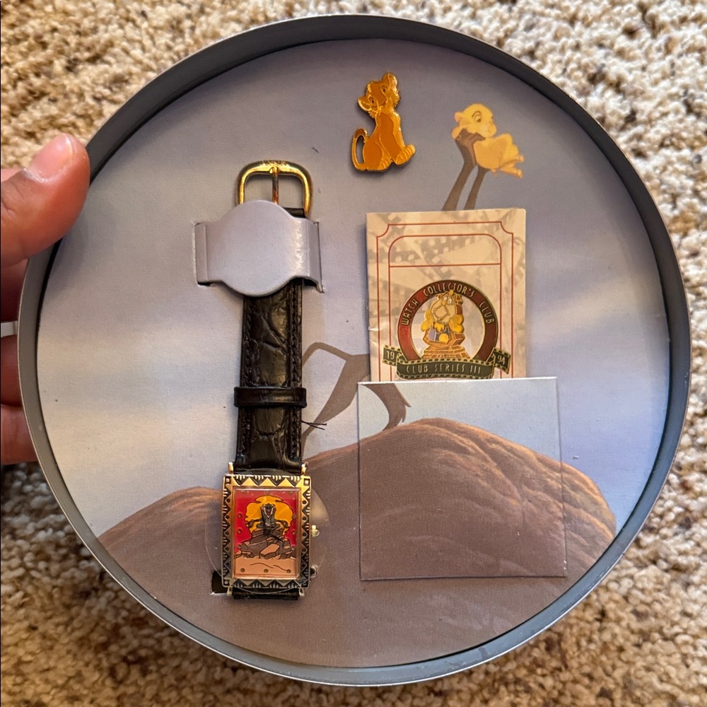 Disney The Lion King Watch - Silver - Picture 2 of 6